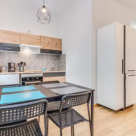 Rentplanet - Nadodrze アパート *