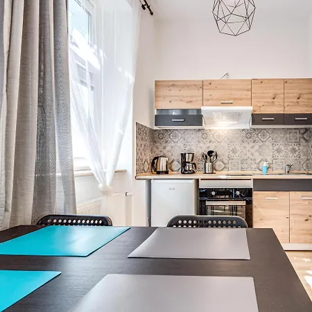 Rentplanet - Nadodrze Apartament *